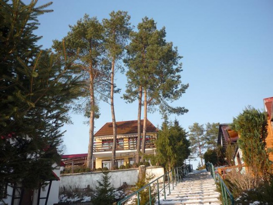 Dochodowy dom nad jeziorem sprzedam